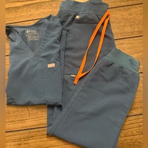 Figs Scrubs. Deep Reef color. Medium bottoms, Small top